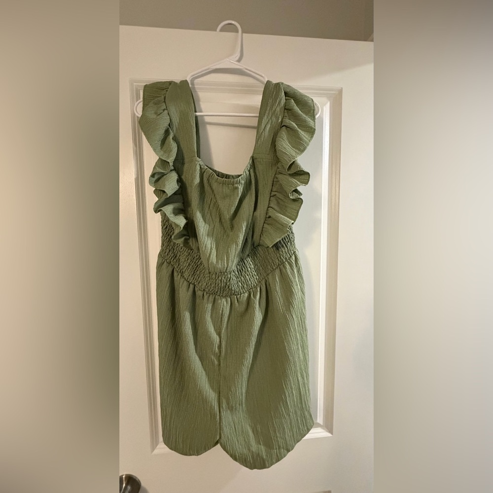 Women’s green frenchy romper. Size 0XL. NWOT - Picture 4 of 4